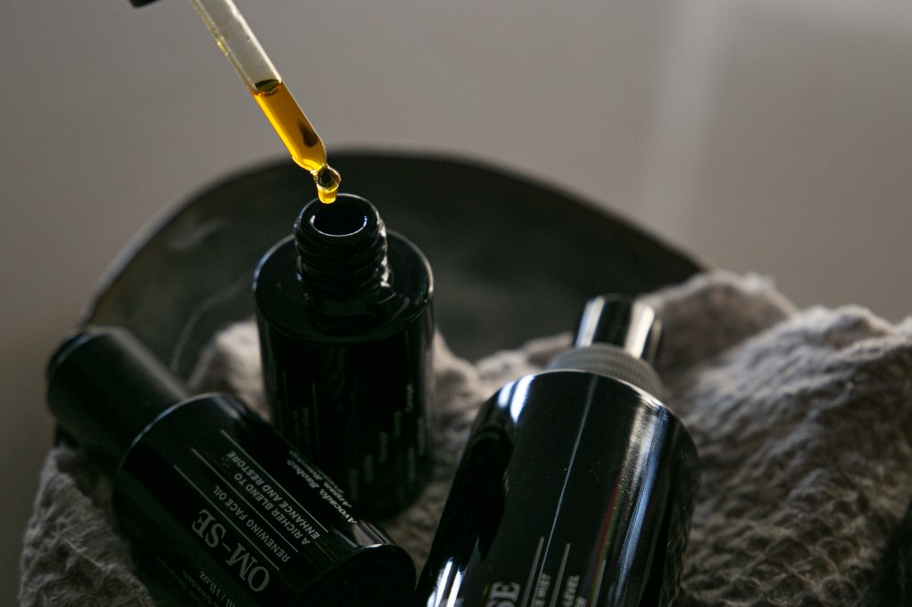 OM-SE review, OM-SE skincare review, OM-SE organic skincare review 