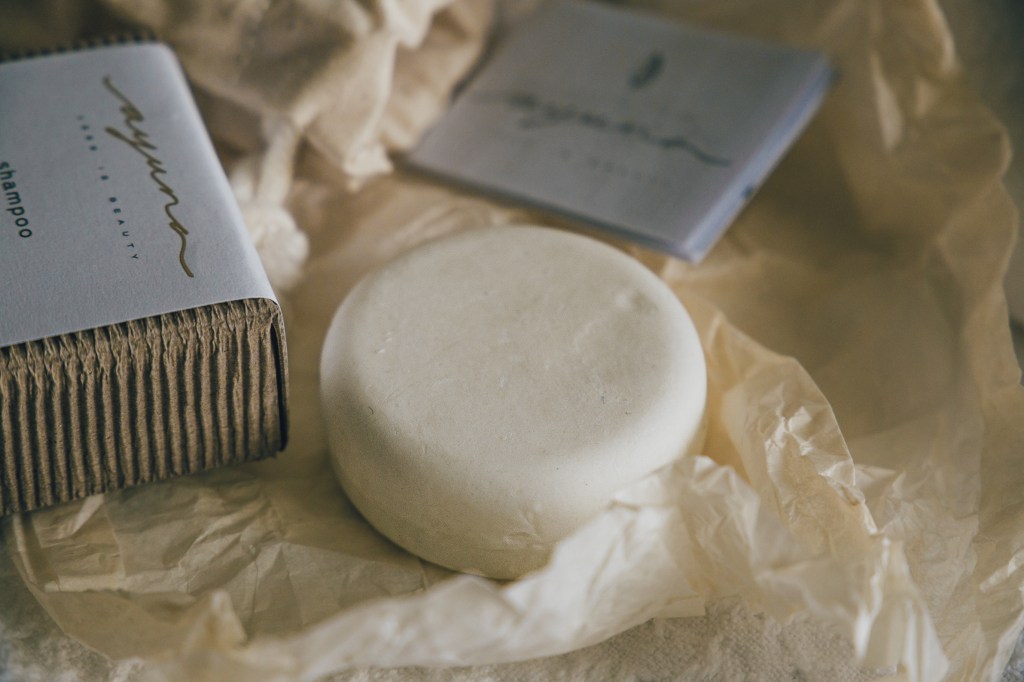 Ayuna shampoo bar review, Ayuna Less is Beauty shampoo bar review