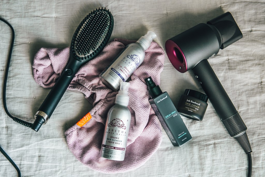 Clean beauty hair products for smooth blowout, sleek hair, no frizz, blowout cream serum, non toxic hair products, straight hair, humidity proof